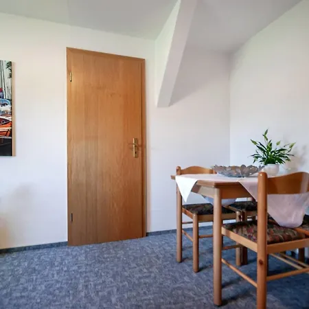 Knusthof - 3 Appartement *